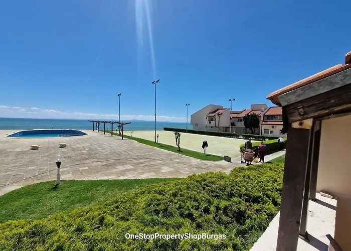 Village 1-bed Seaview Ravda